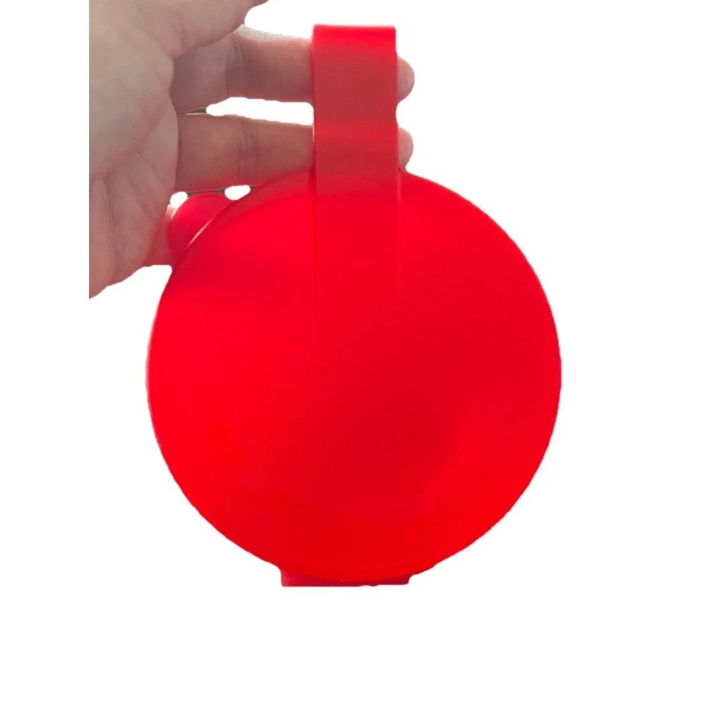 Tupperware onion keeper